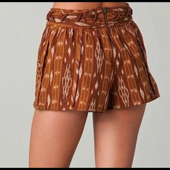 SOLD •$128 Free People New Romantics Brown Tribal Lattice Shorts - Picture 10 of 12